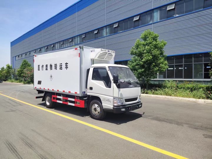 江鈴藍牌4.1米醫(yī)療廢物轉運車
