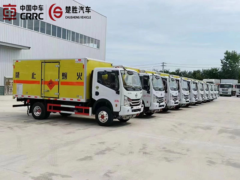 氣瓶運(yùn)輸車多少錢一輛